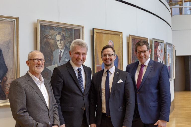 Freie Demokraten wollen für Klarheit beim Tagebaurand sorgen
